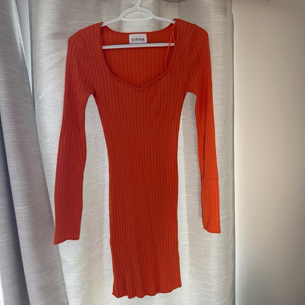 Olive & Oak Vibrant Orange Long Sleeve Dress
